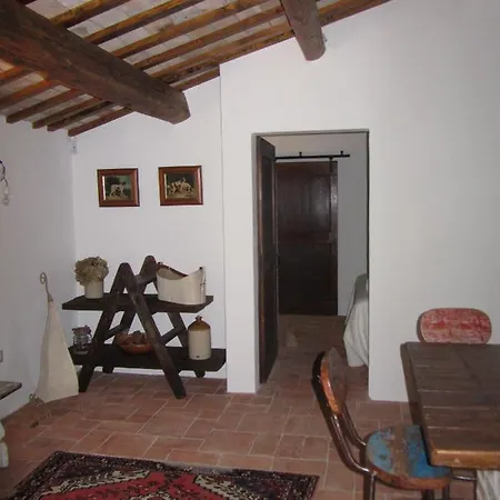 Casale Del Monte Barchi