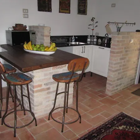 Casale Del Monte شقة Barchi